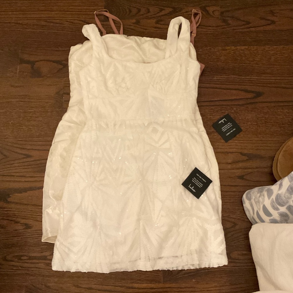 -Formal white sparkely dress